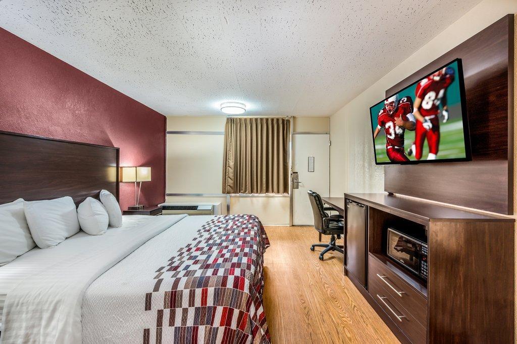 Red Roof Inn & Suites Wapakoneta Εξωτερικό φωτογραφία