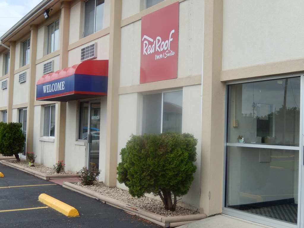 Red Roof Inn & Suites Wapakoneta Εξωτερικό φωτογραφία